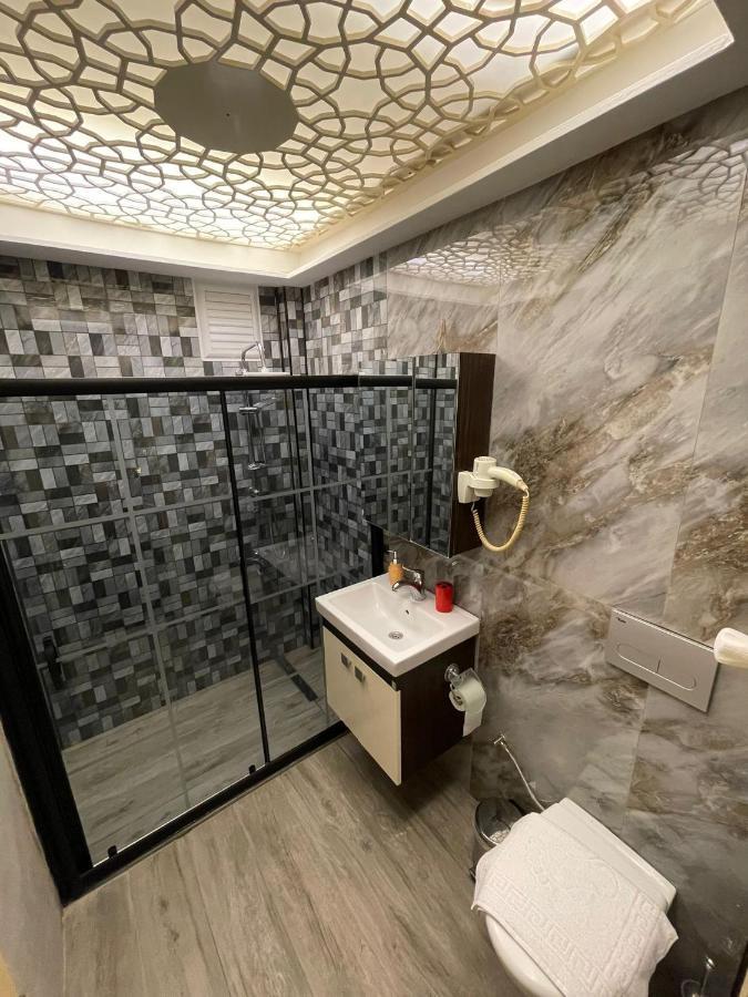 Optimist Hotel Istanbul Bagian luar foto